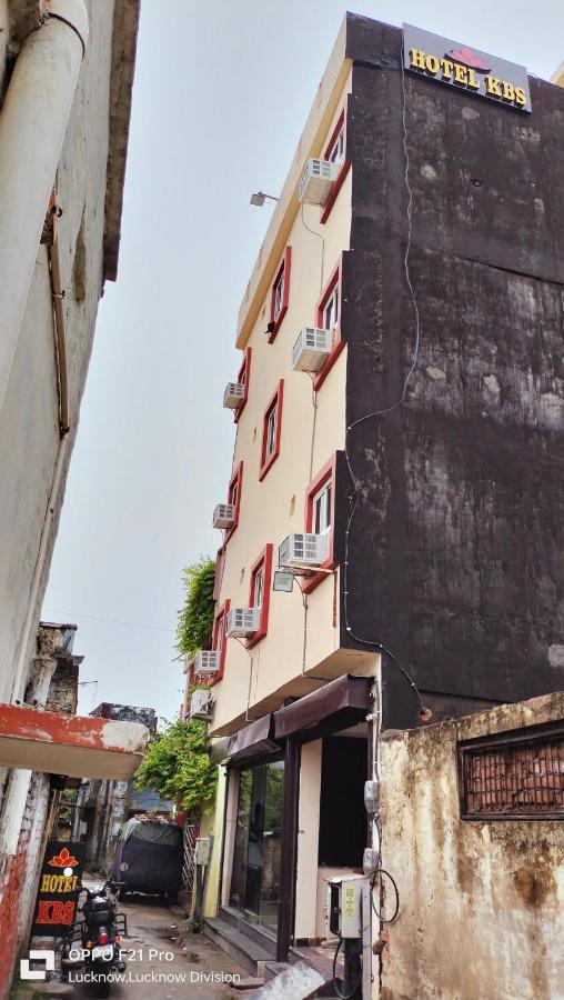 Hotel Kbs Lakhnau Kültér fotó